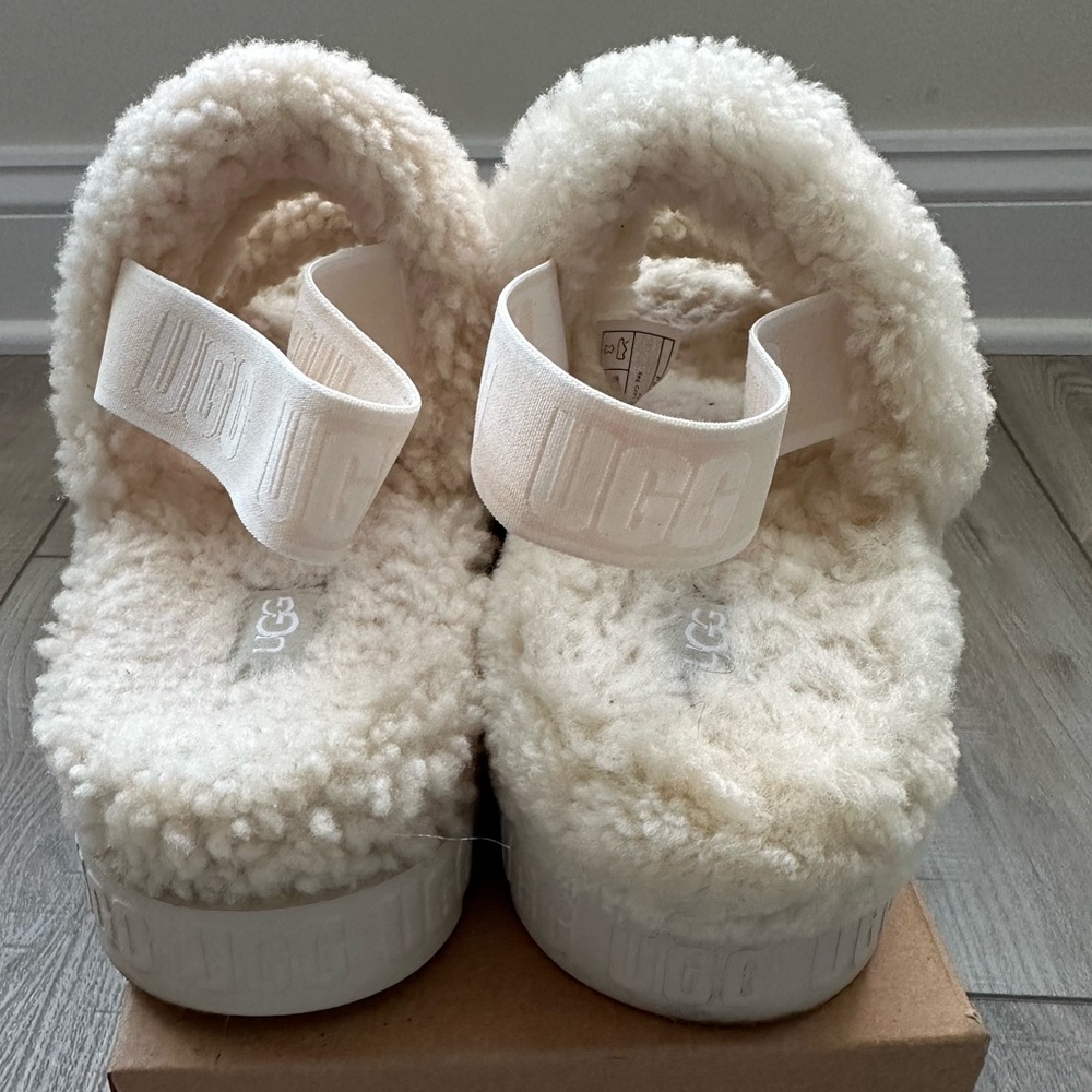 Ugg Sandals | Ugg Platform Sandal Slides Fuzzy Fur | Color: Natural | Size: 8 - Picture 4 of 6
